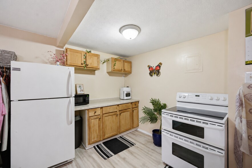 More Photos Of 601 S Walnut St, New Castle Apartments For Sale