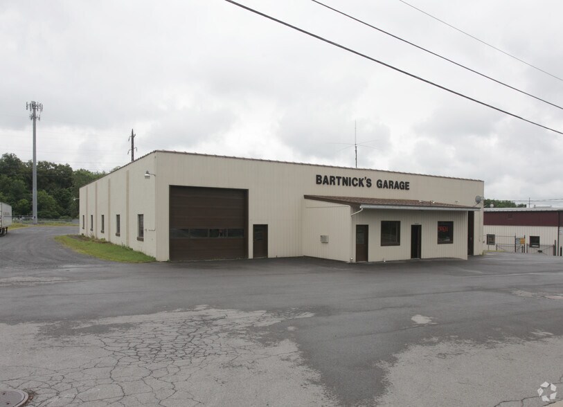Primary Photo Of 5642 Horatio St, Utica Warehouse For Sale