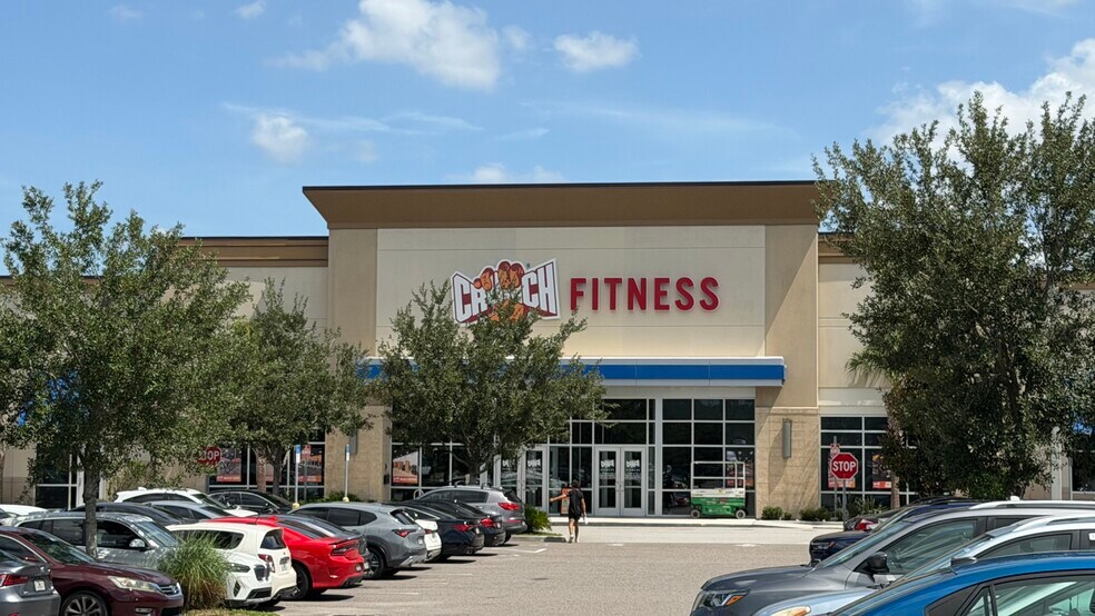 Primary Photo Of 12187-12299 E Colonial Dr, Orlando Storefront For Lease