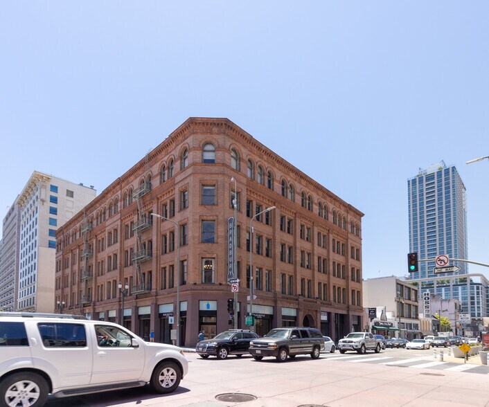 More Photos Of 300-310 S Broadway, Los Angeles Office For Lease