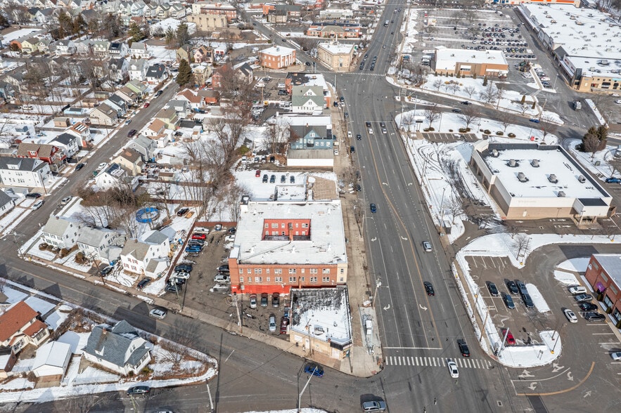 More Photos Of 1158 Dixwell Ave, Hamden Apartments For Sale