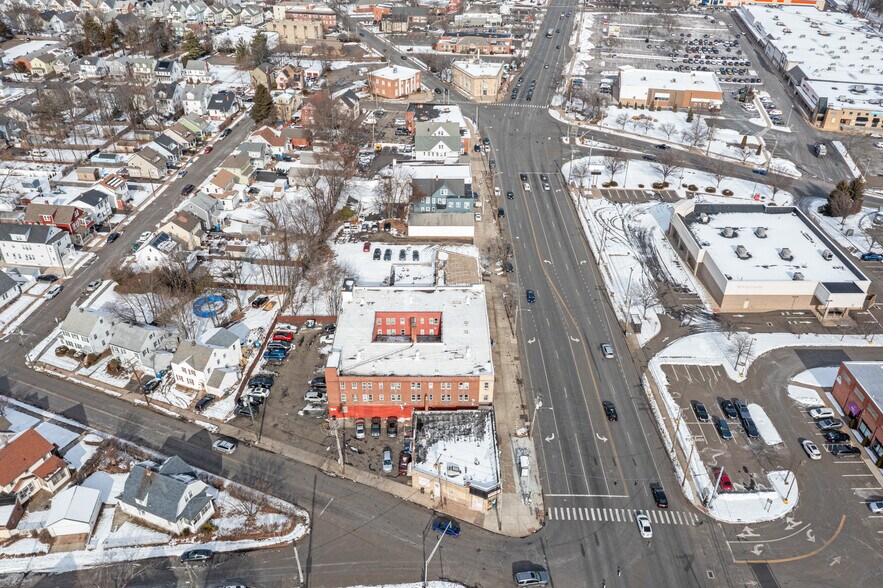 More Photos Of 1158 Dixwell Ave, Hamden Apartments For Sale