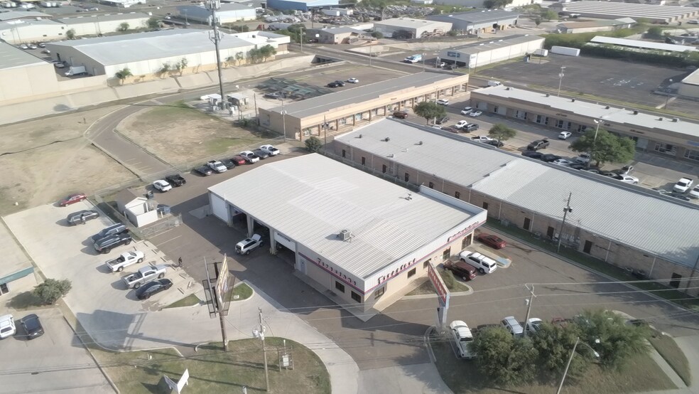 More Photos Of 5999 McPherson Rd, Laredo Auto Repair For Sale