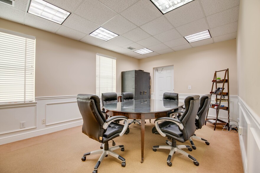 More Photos Of 604 Whitehead St, Key West Medical For Sale