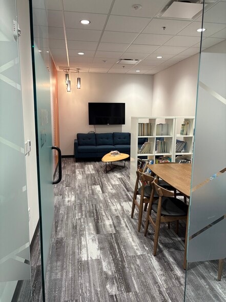 More Photos Of 13693 S 200 W, Draper Office For Lease