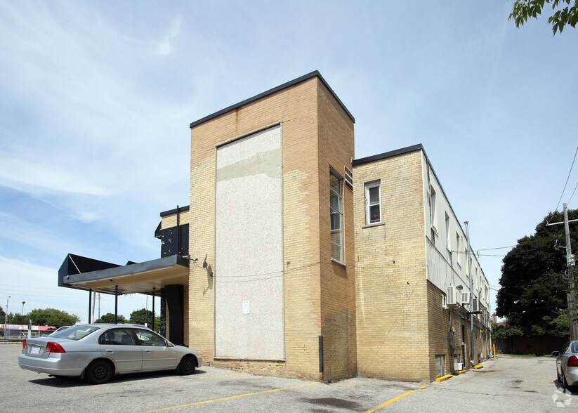 More Photos Of 308-318 Painted Post Dr, Toronto Storefront Retail Office For Lease