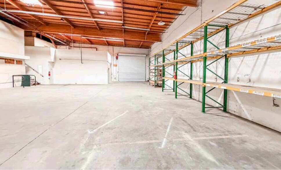 More Photos Of 4852-4882 E 2nd St, Benicia Warehouse For Sale