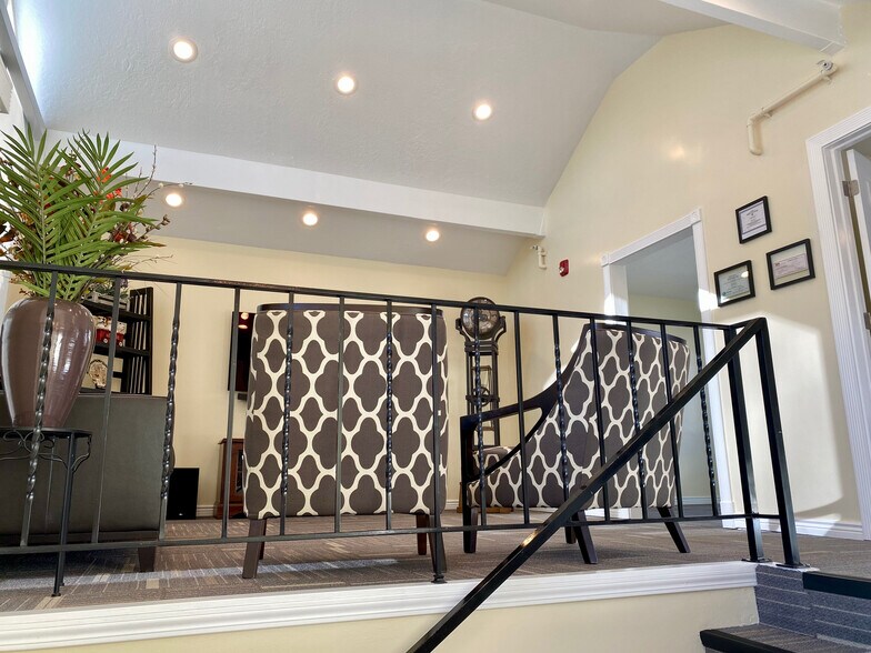 More Photos Of 579 S Main St, Kaysville Office For Sale
