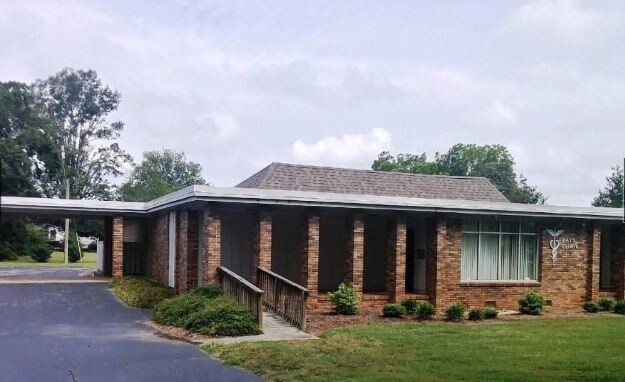 Primary Photo Of 111 W Pine Grove Rd, Fair Play Office For Sale