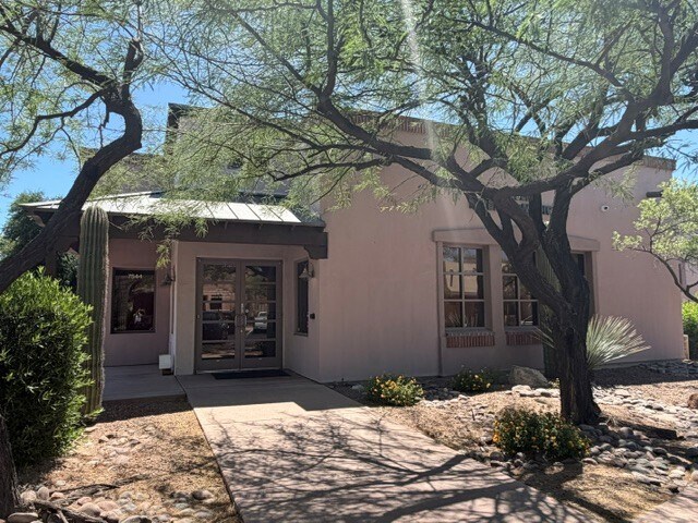 More Photos Of 7544 N La Cholla Blvd, Tucson Medical For Sale