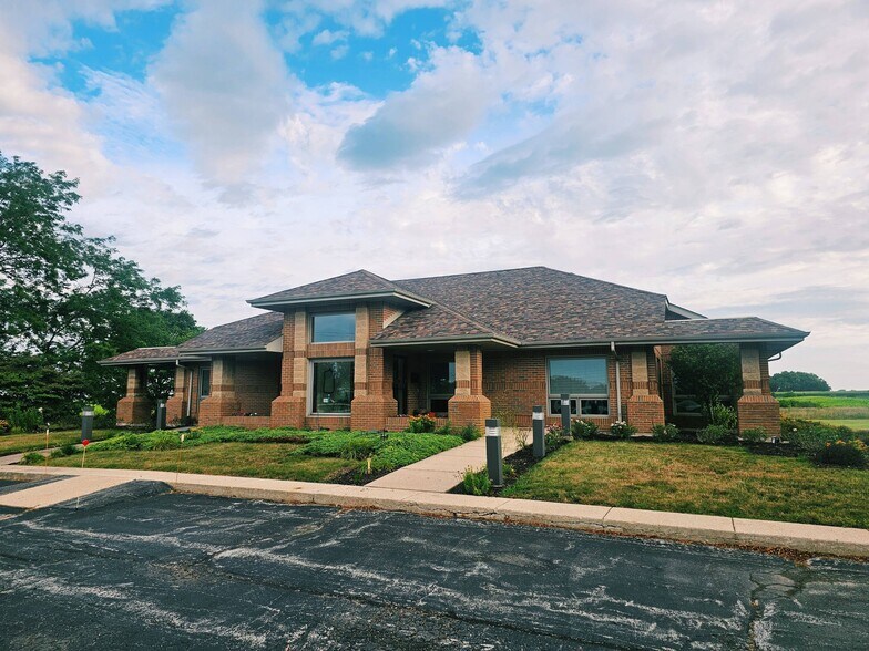 More Photos Of 10808 W Monee Manhattan Rd, Monee Office For Sale