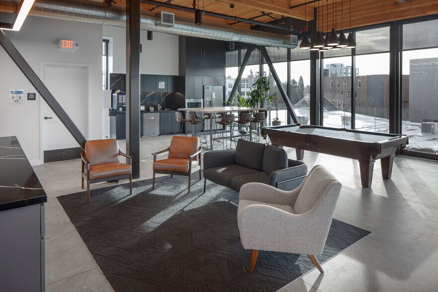 More Photos Of 3720 N Vancouver Ave, Portland Office For Lease