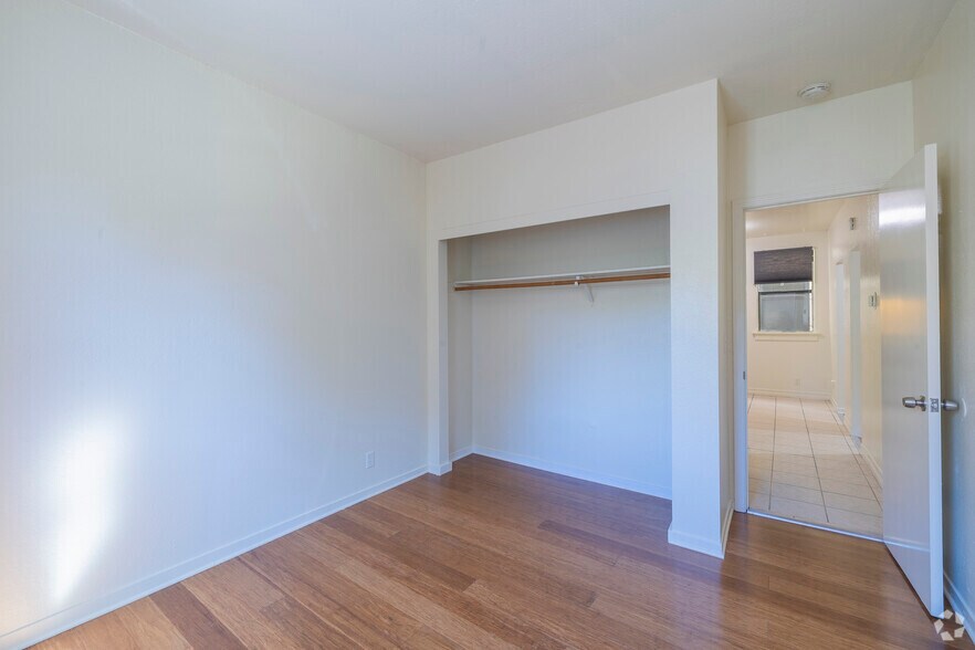 More Photos Of 147 W Richmond Ave, Richmond Apartments For Sale