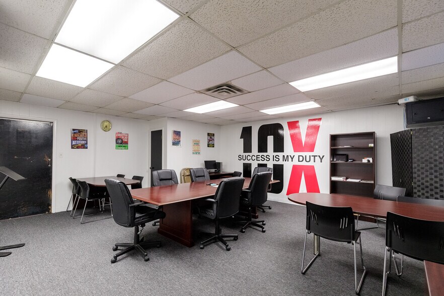 More Photos Of 3701 Apollo Rd, Corpus Christi Warehouse For Sale