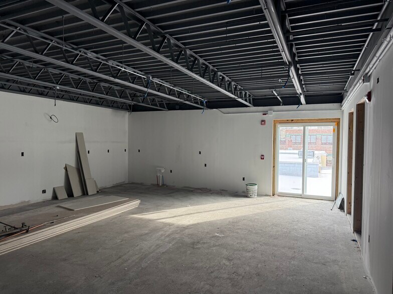 More Photos Of 423-425 Main St, Bennington Office Residential For Sale