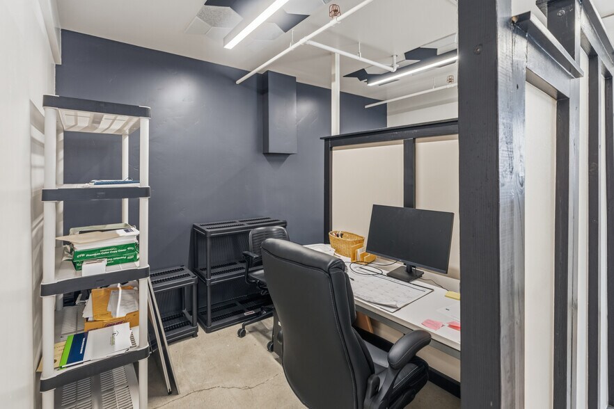 More Photos Of 4746 Soquel Dr, Soquel Storefront Retail Office For Sale