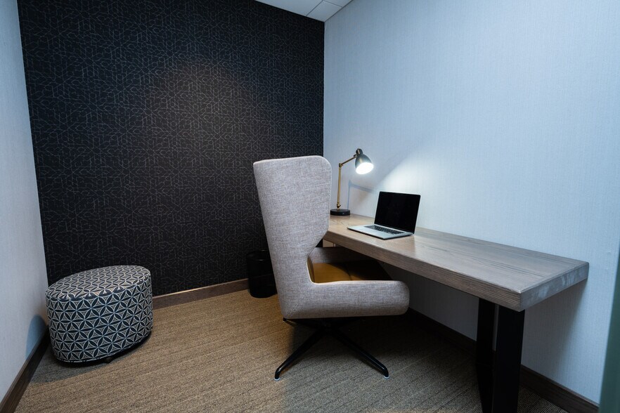 More Photos Of 3470 Peachtree Rd NE, Atlanta Coworking Space