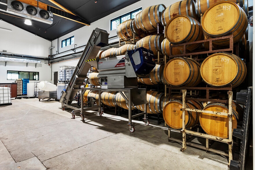 More Photos Of 40620 Calle Contento, Temecula Winery Vineyard For Sale