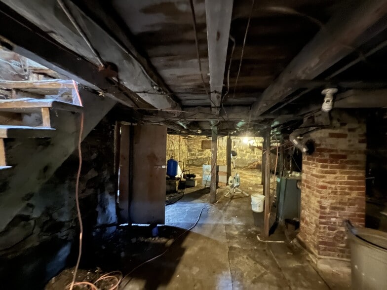 More Photos Of 271 Main St, Union Apartments For Sale