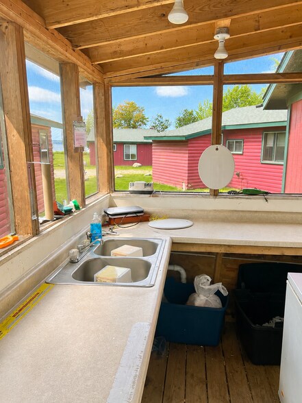More Photos Of W17461 Norton Rd, Gould City Hotel For Sale