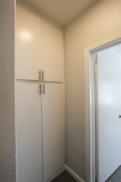 More Photos Of 679 Obispo Ave, Long Beach Apartments For Sale