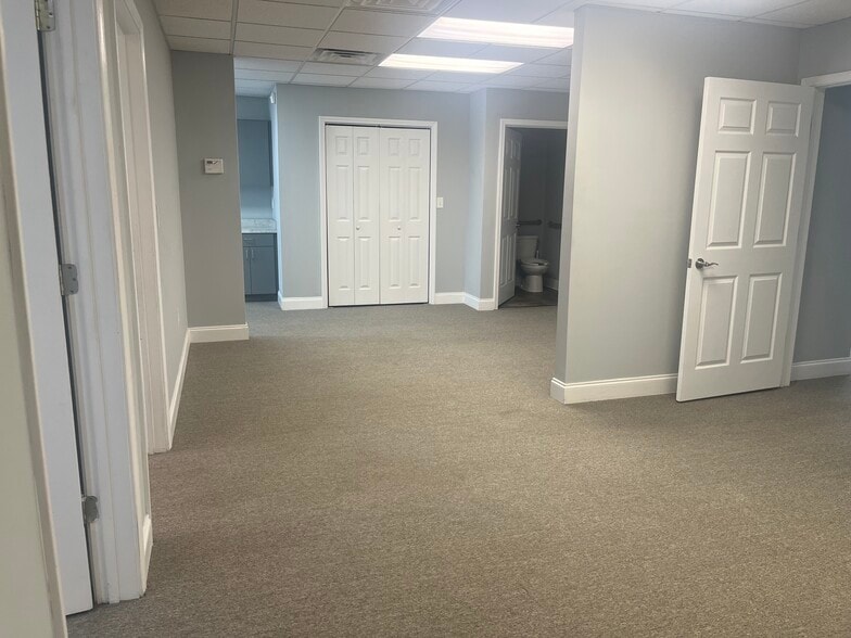 More Photos Of 3973 Atlanta Hwy, Loganville Office For Lease