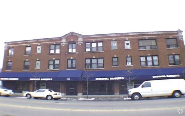 More Photos Of 4335 W Irving Park Rd, Chicago Apartments For Sale