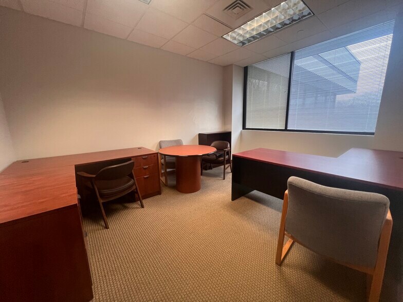 More Photos Of 100 Technology Dr, Trumbull Medical For Lease