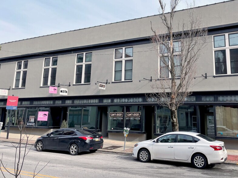 More Photos Of 56-58 W Market St, York Apartments For Lease