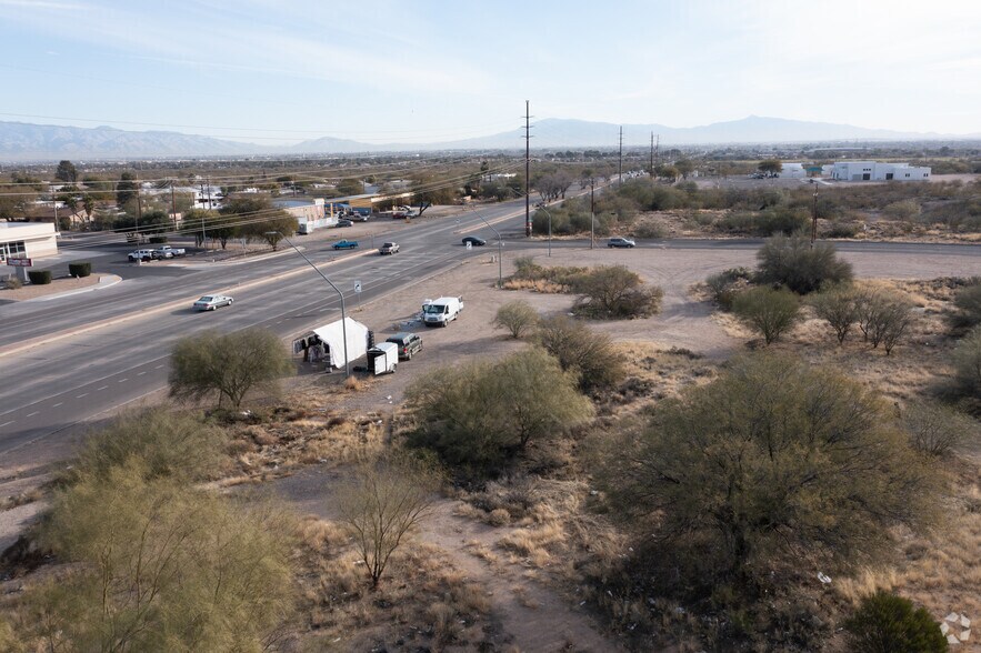 More Photos Of 6500 S Westover Ave, Tucson Unknown For Lease