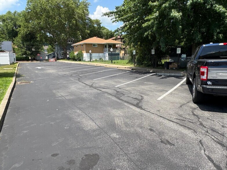 More Photos Of 998 3rd St, Beaver Office For Sale