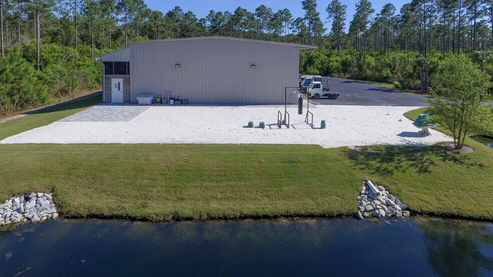 More Photos Of 17629 Cordova Pl, Panama City Beach Industrial For Sale