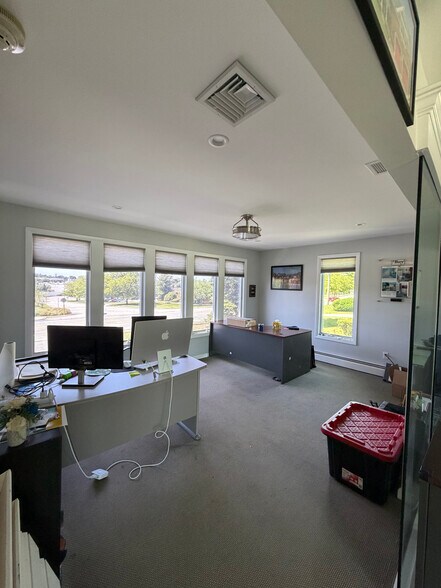 More Photos Of 88 Valley Rd, Middletown Office For Lease