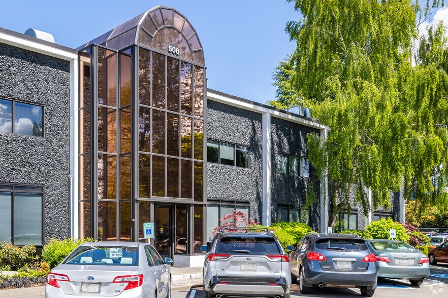 More Photos Of 500 SW 7th St, Renton Office For Sale