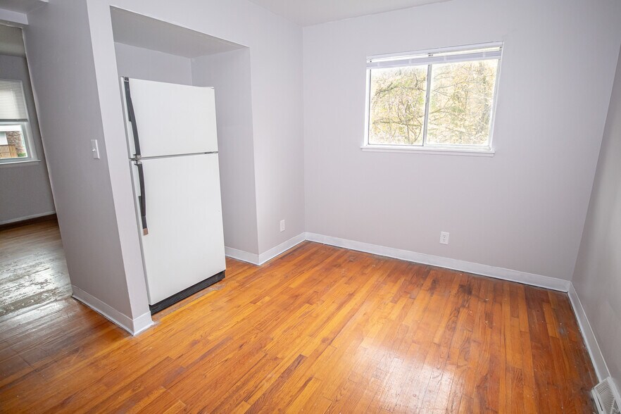 More Photos Of 2171 Thurmont Rd, Akron Multifamily For Sale