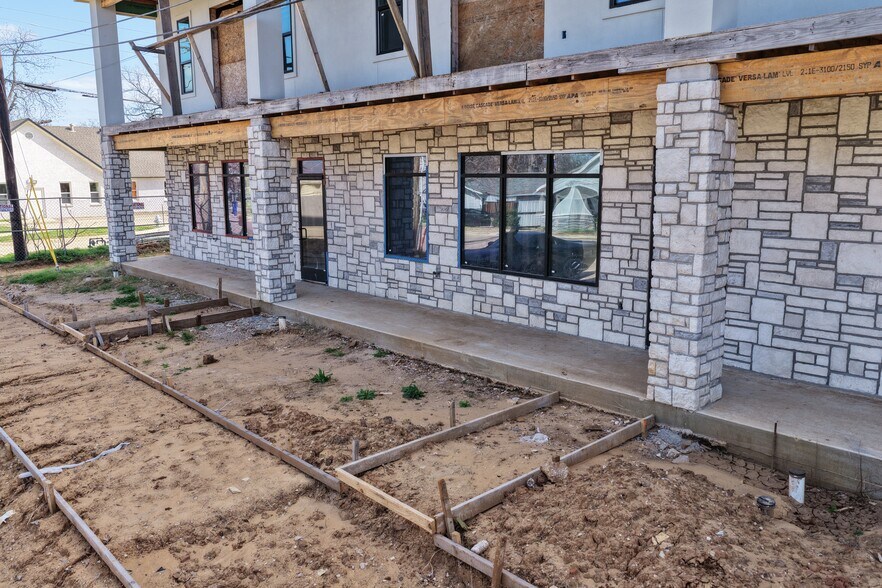 More Photos Of 301 Oak st, Mansfield Multifamily For Sale