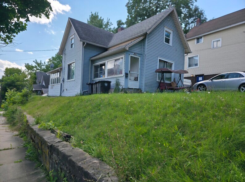 More Photos Of 143 Durling Dr, Wadsworth Apartments For Sale
