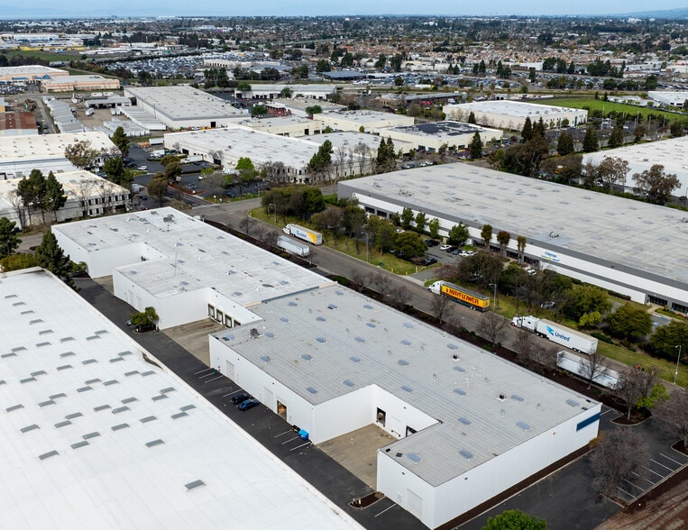 Primary Photo Of 1580 Zephyr Ave, Hayward Warehouse For Lease