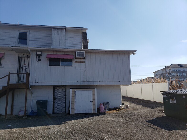 More Photos Of 10070 Washington Blvd N, Laurel Storefront Retail Office For Sale