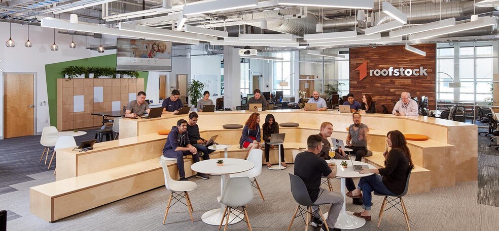 More Photos Of 2001-2015 Broadway, Oakland Office For Lease