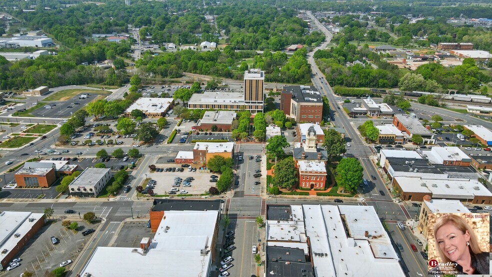 More Photos Of 109 N Hayne St, Monroe Apartments For Sale
