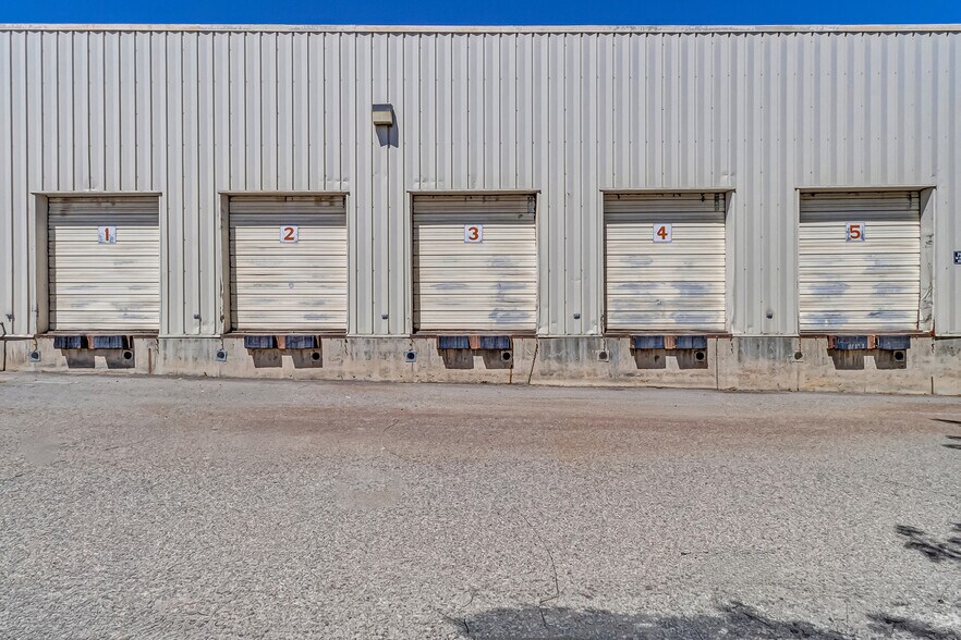 More Photos Of 630 S 7th St, Grand Junction Warehouse For Lease