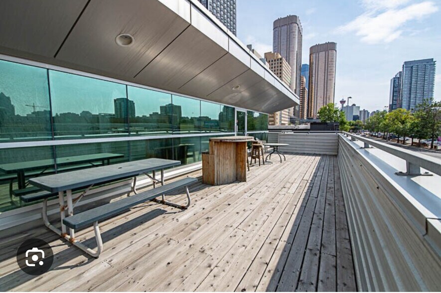 More Photos Of 902 9th Ave SW, Calgary Medical For Lease