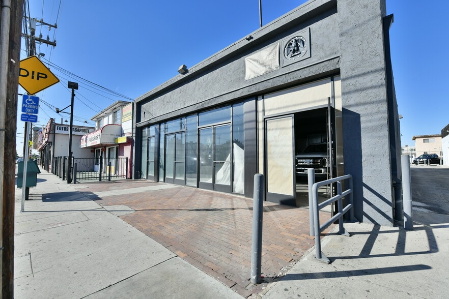 Primary Photo Of 4443 Lennox Blvd, Inglewood General Retail For Lease