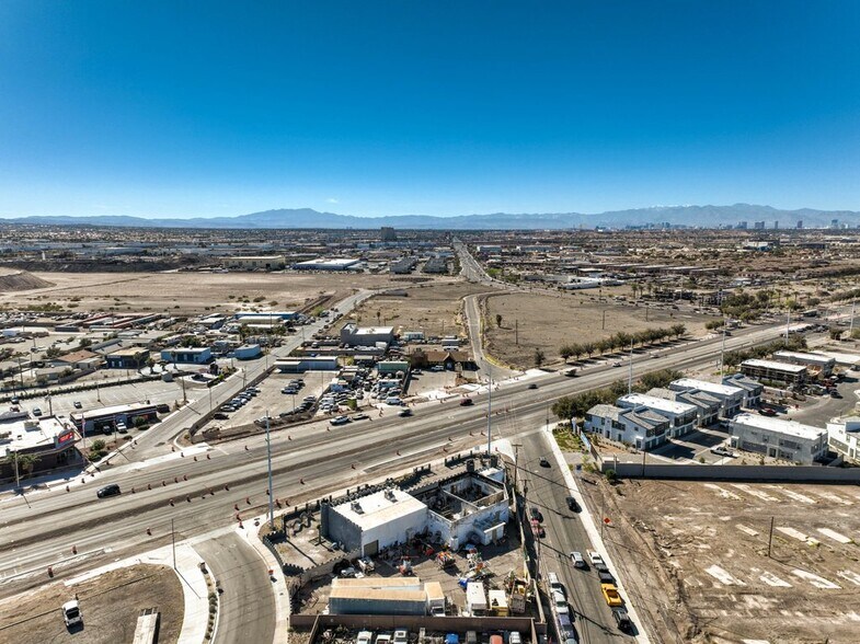 More Photos Of 1800 N Boulder Hwy, Henderson Auto Repair For Sale