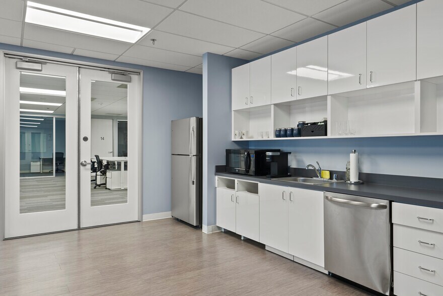 More Photos Of 1810 Gateway Dr, San Mateo Coworking Space