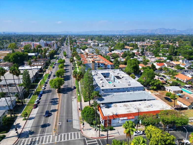 More Photos Of 19103 Sherman Way, Reseda Apartments For Sale