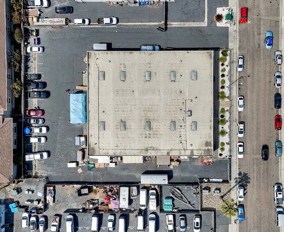 More Photos Of 3265 Production Ave, Oceanside Manufacturing For Lease