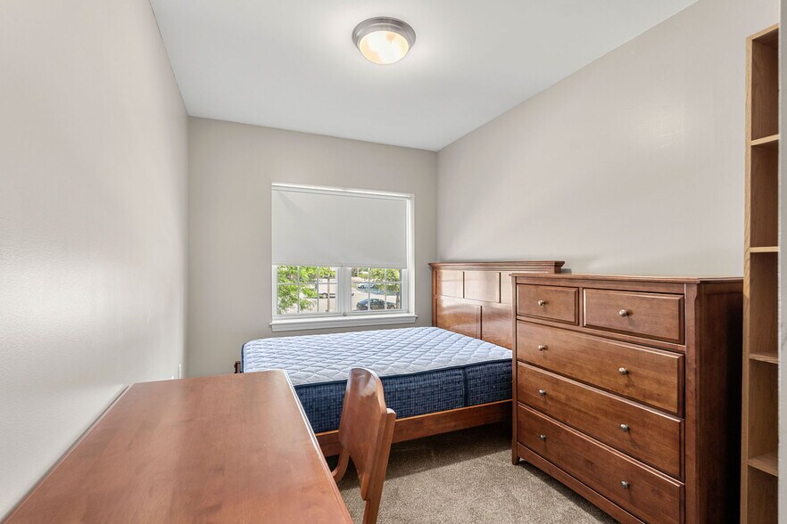 More Photos Of 120 Emerald St, Keene Apartments For Sale