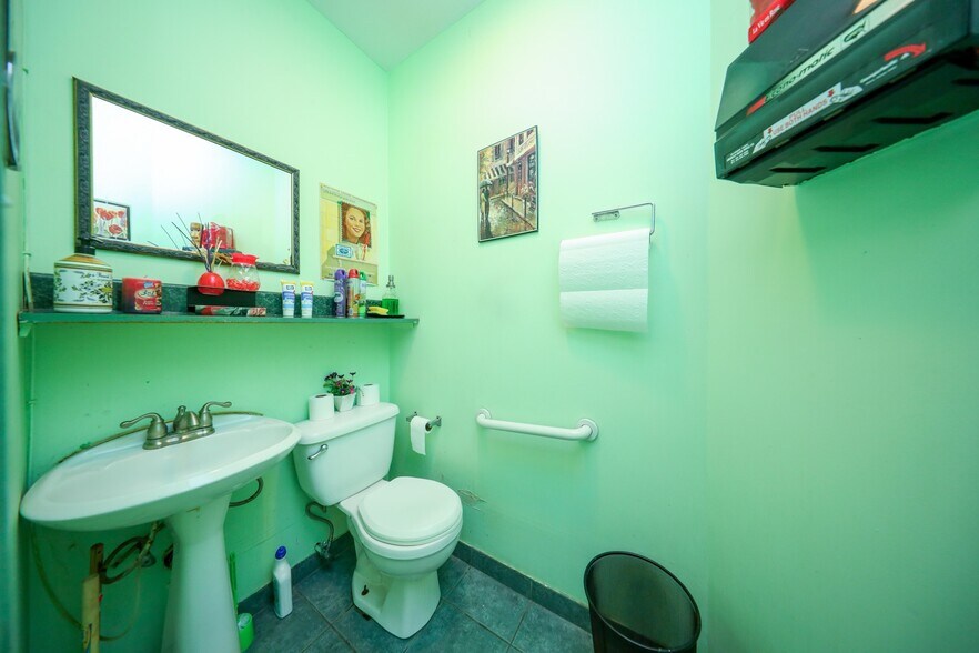 More Photos Of 1505 Gravesend Neck Rd, Brooklyn Apartments For Sale